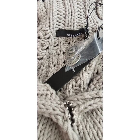 NEW STEFANEL Grey Knit Asymmetric Wrap Jumper Shawl Unusual Oversized WOOL Bl XS - Picture 4 of 4